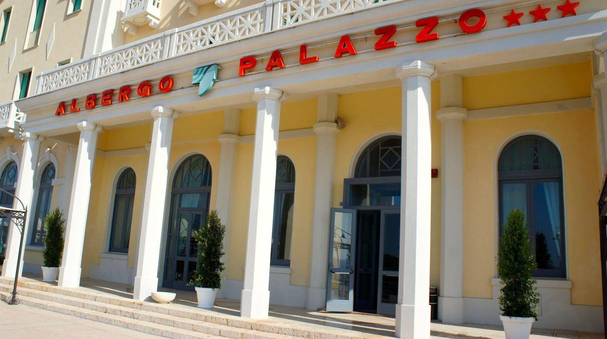 Albergo Palazzo Санта-Чезареа-Терме Экстерьер фото