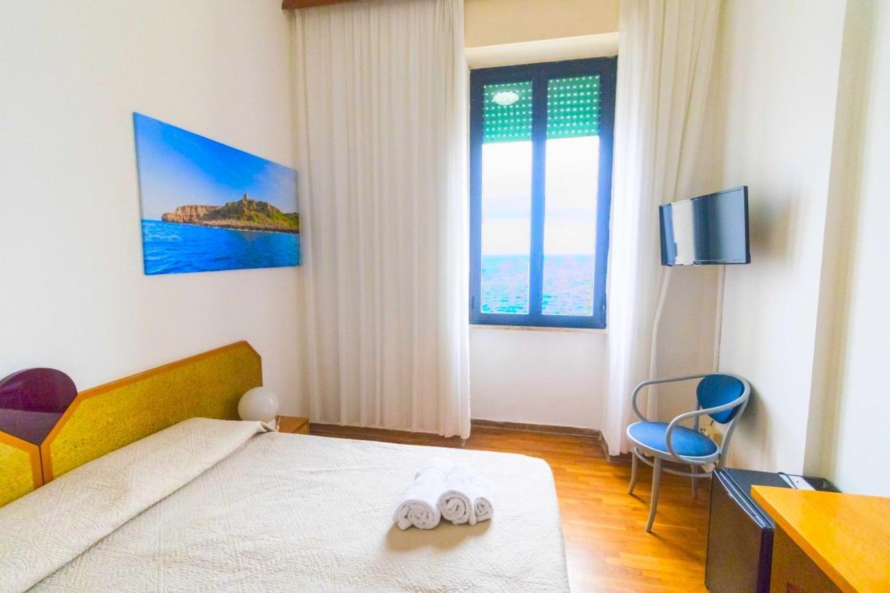 Albergo Palazzo Санта-Чезареа-Терме Экстерьер фото